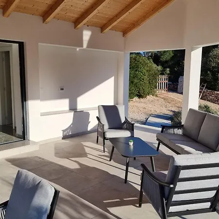 Robinson House Duje Nyaraló *