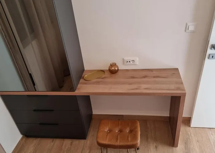 Robinson House Duje Пашман