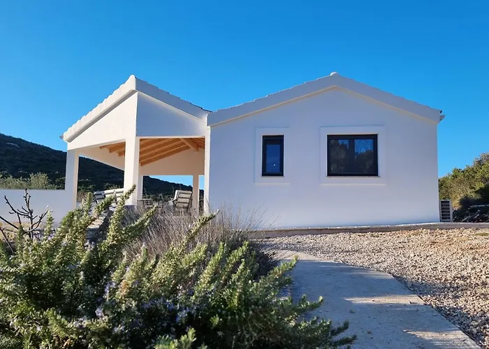 Robinson House Duje Дом отдыха