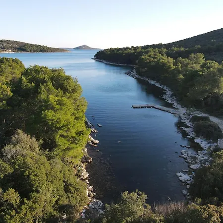 Dom wakacyjny Robinson House Duje