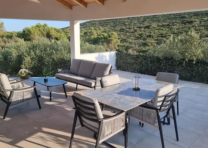 Dom wakacyjny Robinson House Duje